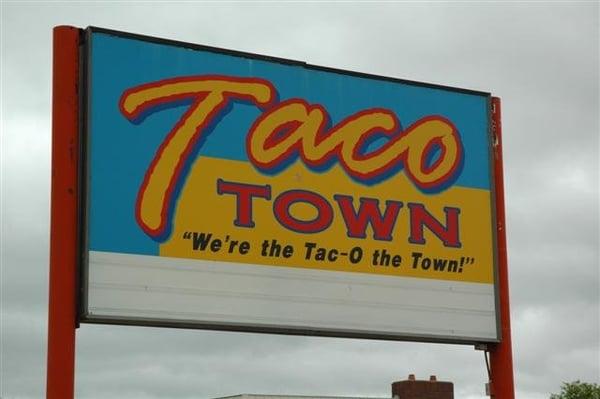 Taco Town Sign