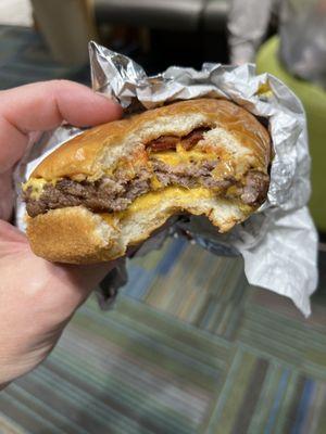 A Baconator is 2 Patties (1/2lb) 6 pieces of bacon & all the fixings.  Their version is 1 patty (1/4lb) , 1 piece of bacon & zero fixing.