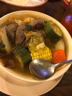 Caldo de res