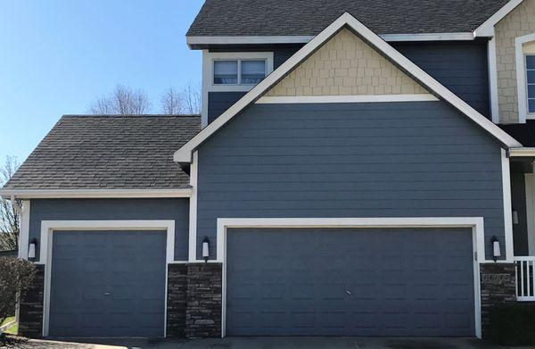 New James Hardie Siding and Shake Accents, Stone Accents