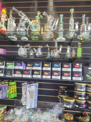 Paradise Smoke Shop