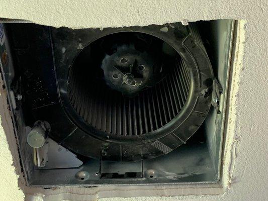 Bathroom vent fan