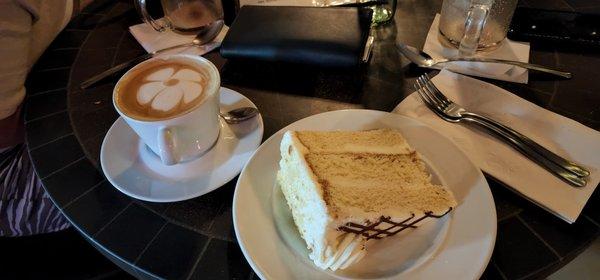 Cappuccino & Tres Leches cake