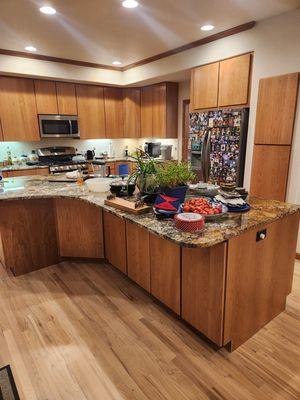 Cabinet refacing