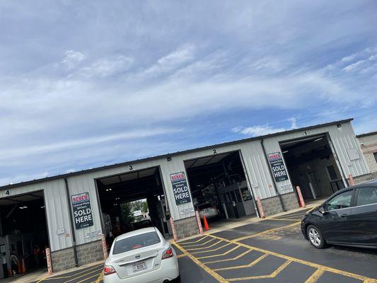 Illinois Air Team, Vehicle Emissions Testing Station, Naperville