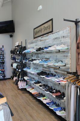 Women's shoe wall