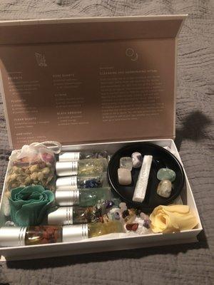 I also purchase this amazing chakra balancing kit that was totally worth the price