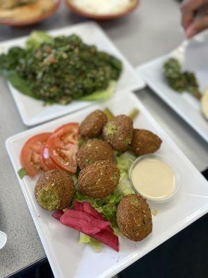 Falafel Appetizer  IG: @ohmyono