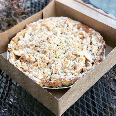 Apple pie with crumb topping