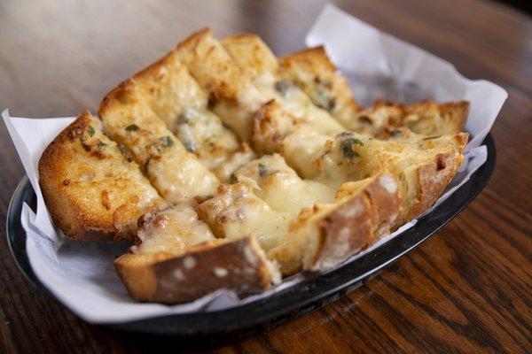 Garlic bread with mozzarella