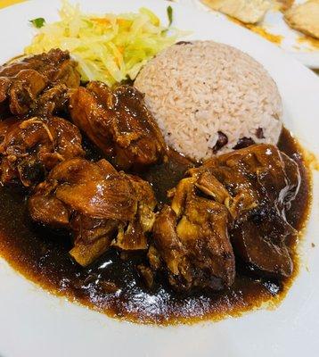 Entree: Brown Stew Chicken (Large) with Cabbage, and Rice and Peas