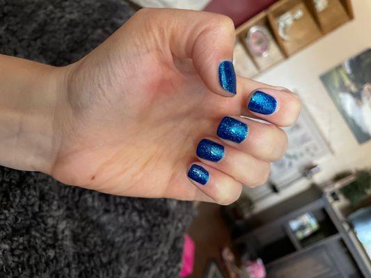 Nice glitter blue gel mani!