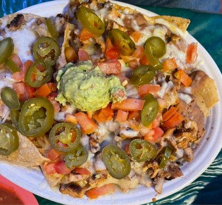 Chicken fajita nachos