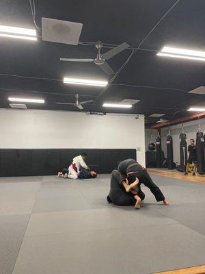 open mat on a friday night?? best way to roll :)