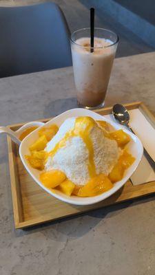 Mango kakigori & Thai slush