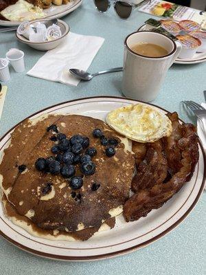 Blueberry Pancakes with 1 Eggs and Meat