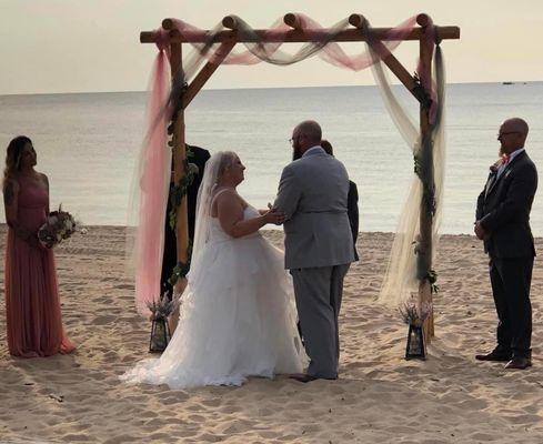 Such a beautiful resort. My son & daughter-in-law got married on their beach.