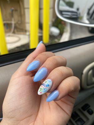 Nexgen Manicure