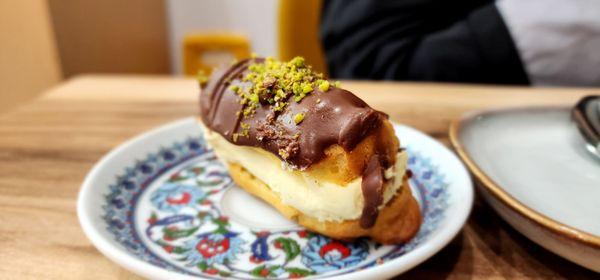 Eclair