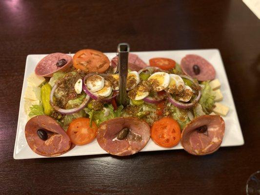 Antipasto salad