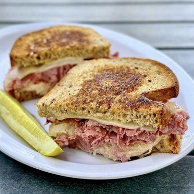 Classic Reuben Sandwich