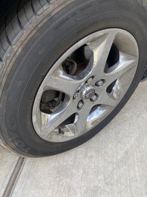 They never cleaned the wheels or wash the car