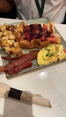 The French Toast plate. I actually had the FLORIDIAN French toast and it was delicious very fulfilling & hit the spot. I will be back.