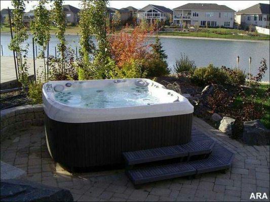 Jacuzzi hot tub specialists