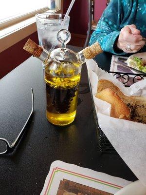 Unique oil vinegar dispenser. Never seen anything like it. So cool.