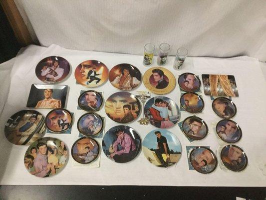 23 Bradford Exchange Elvis Collectors Plates and 3 Vandor Elvis Collectors Glasses - some w/ COAs