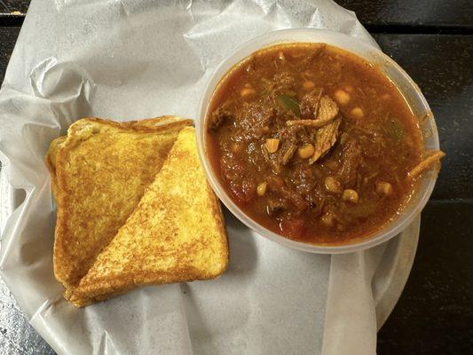 Brunswick Stew, grilled cheese