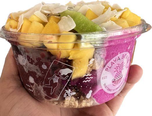 Electric Mermaid Pitaya Bowl