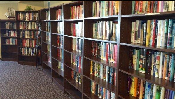 Lots of books to choose from in our well-stocked, comfortable libraries!