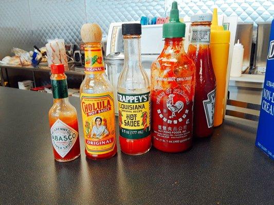 So you like condiments on your breakfast? Harlo Grill has you covered. Loads of hot sauces to pick from plus ketchup, mustard and even bbq!