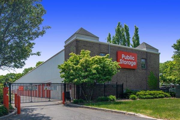 Public Storage