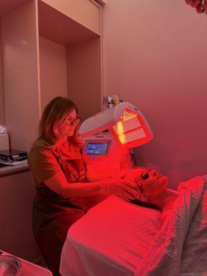 Lift & Tone treatment with LED Light Therapy