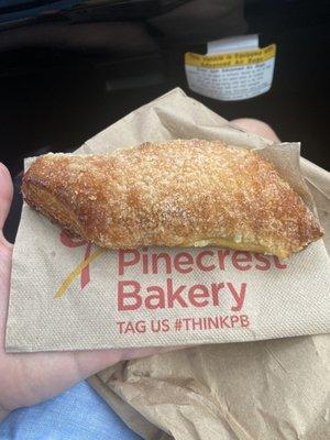 Cheese pastelito