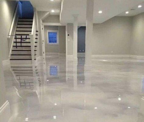 White and grey Epoxy basement floor