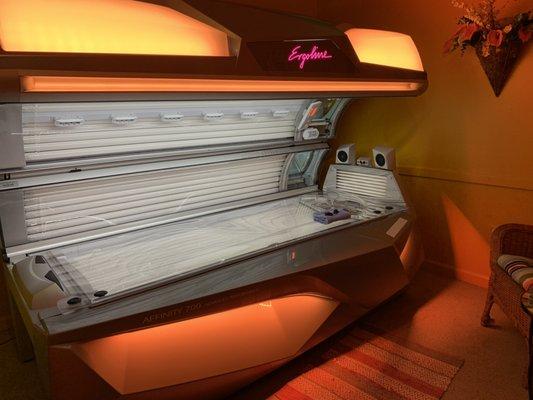 Sunshine Pools Spas & Tanning