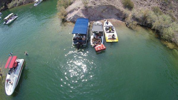 Bentley Pontoon with Blue Cover fits 12!