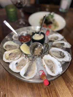 East Coast Oysters. $4/oyster. Got 4 of each kind. 8/10