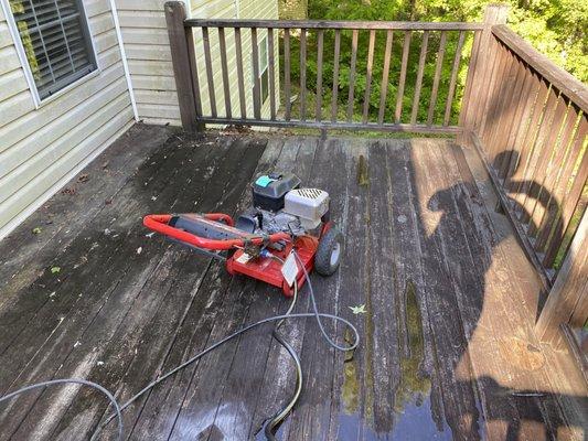 Deck Power Washing (Before)