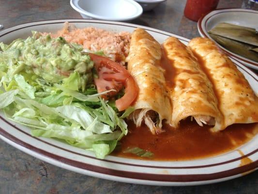 Yohlanda's enchiladas with guacamole salad