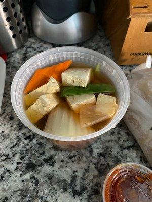 Vegetable bean curd soup