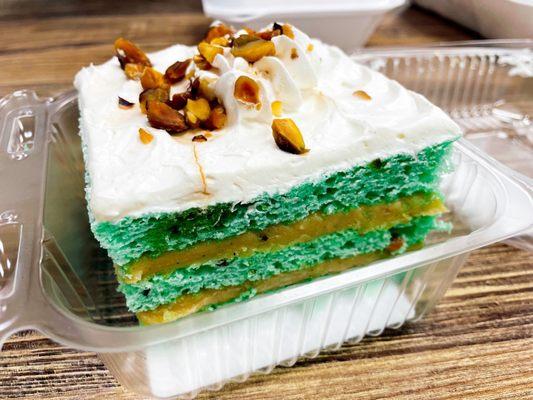 Pistachio Cake-Slice