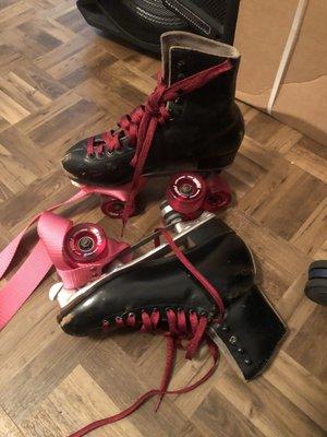 Old school skates