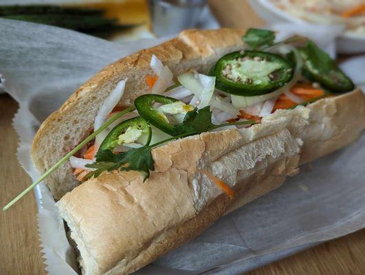 Lemongrass chicken banh mi