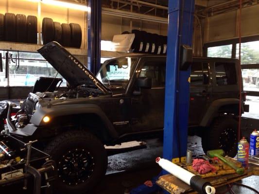 2008 Rubicon customized at Noble Auto & Tire, Chevron of Cascade Locks