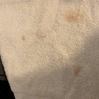 was not stained prior ..was easy to wash out substance showing no bleach and no hot water used,. and put in the dryer