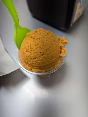 Pumpkin pie Italian ice (tadpole size) - about 3.10